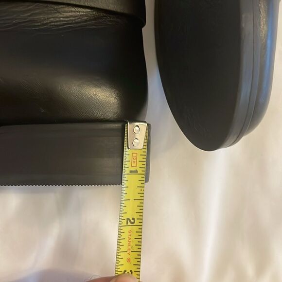 MATISSE BLACK LEATHER ANKLE BOOTS.  NEW IN BOX - Picture 5 of 8